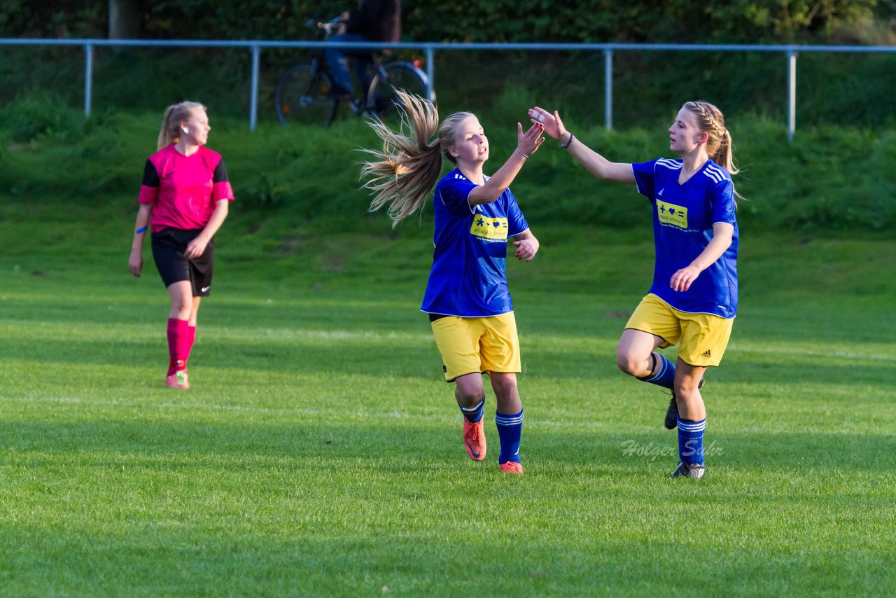 Bild 108 - B-Juniorinnen TSV Gnutz o.W. - SV Wahlstedt : Ergebnis: 1:1